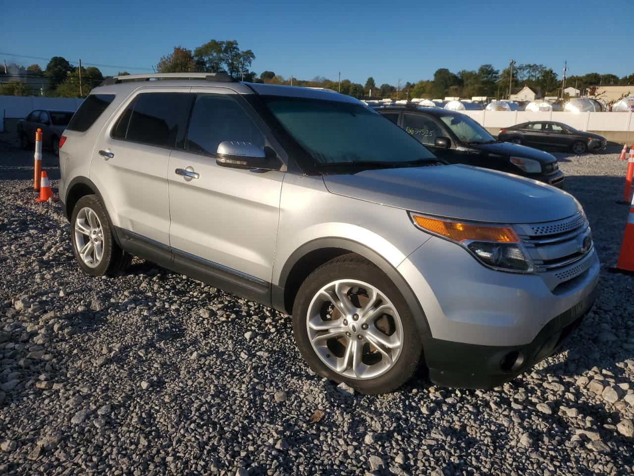 FORD EXPLORER LIMITED
