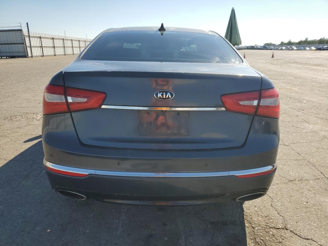 KIA CADENZA PREMIUM