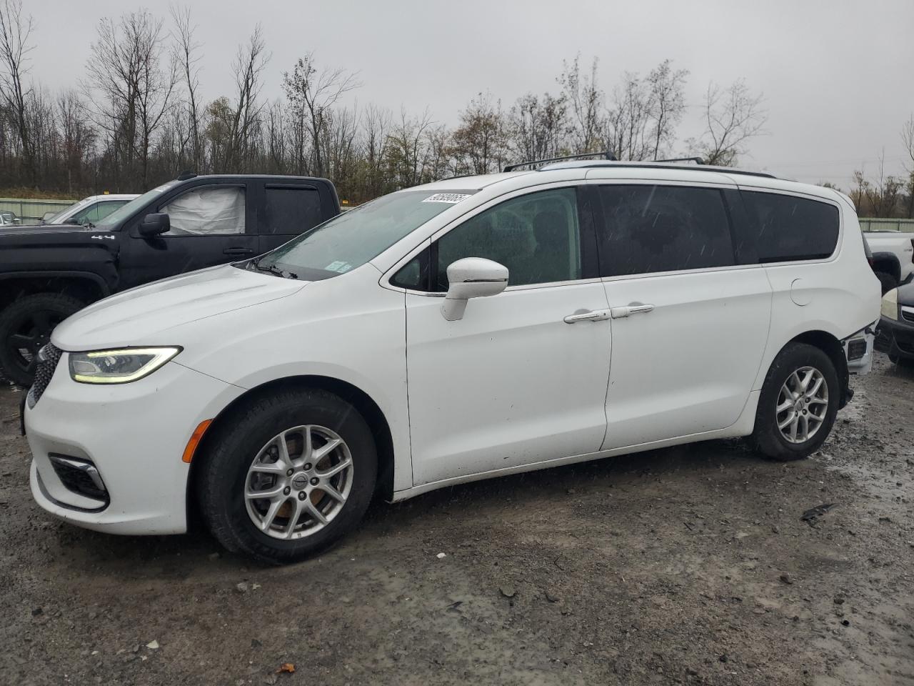 CHRYSLER PACIFICA TOURING L