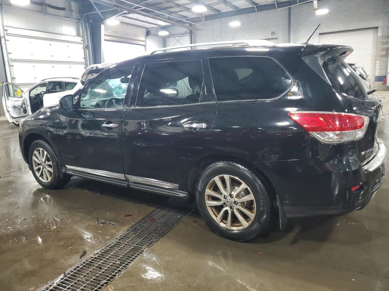NISSAN PATHFINDER S