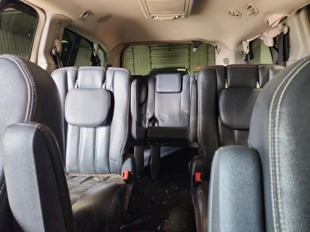 2014 CHRYSLER TOWN & COU - 2C4RC1BG2ER113587