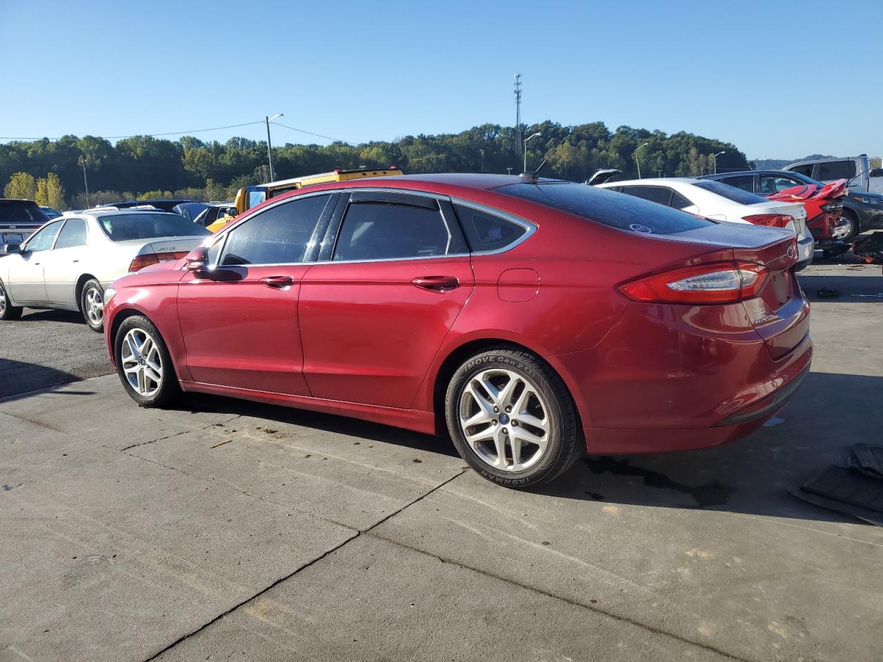 FORD FUSION SE