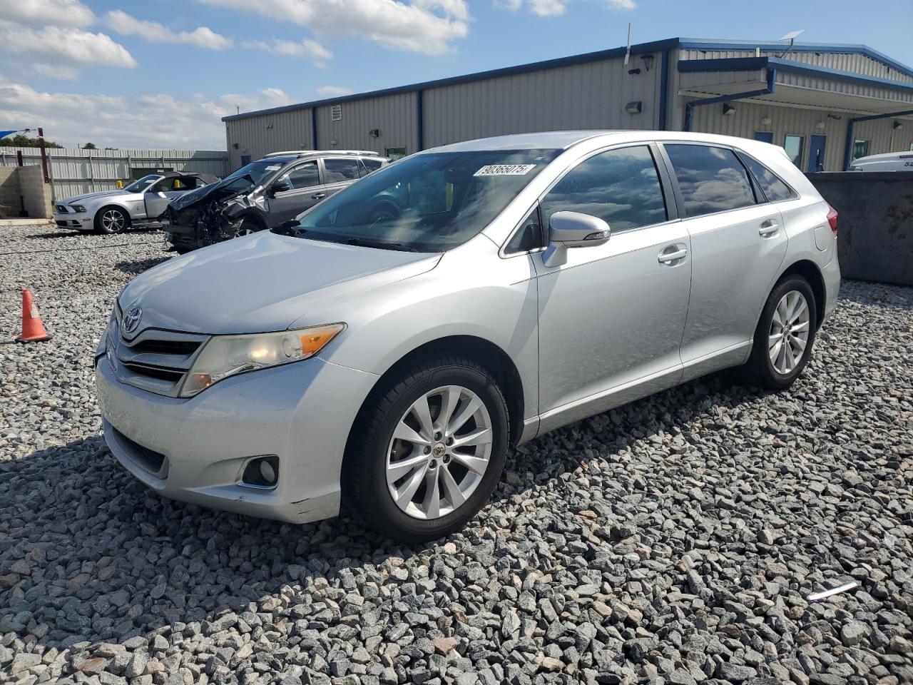 TOYOTA VENZA LE