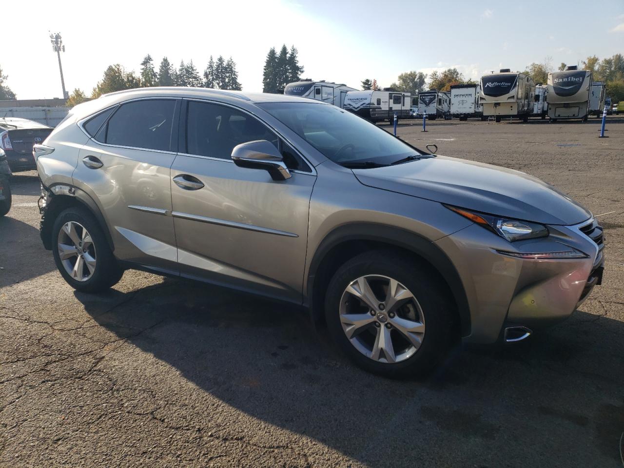 LEXUS NX 200T BASE