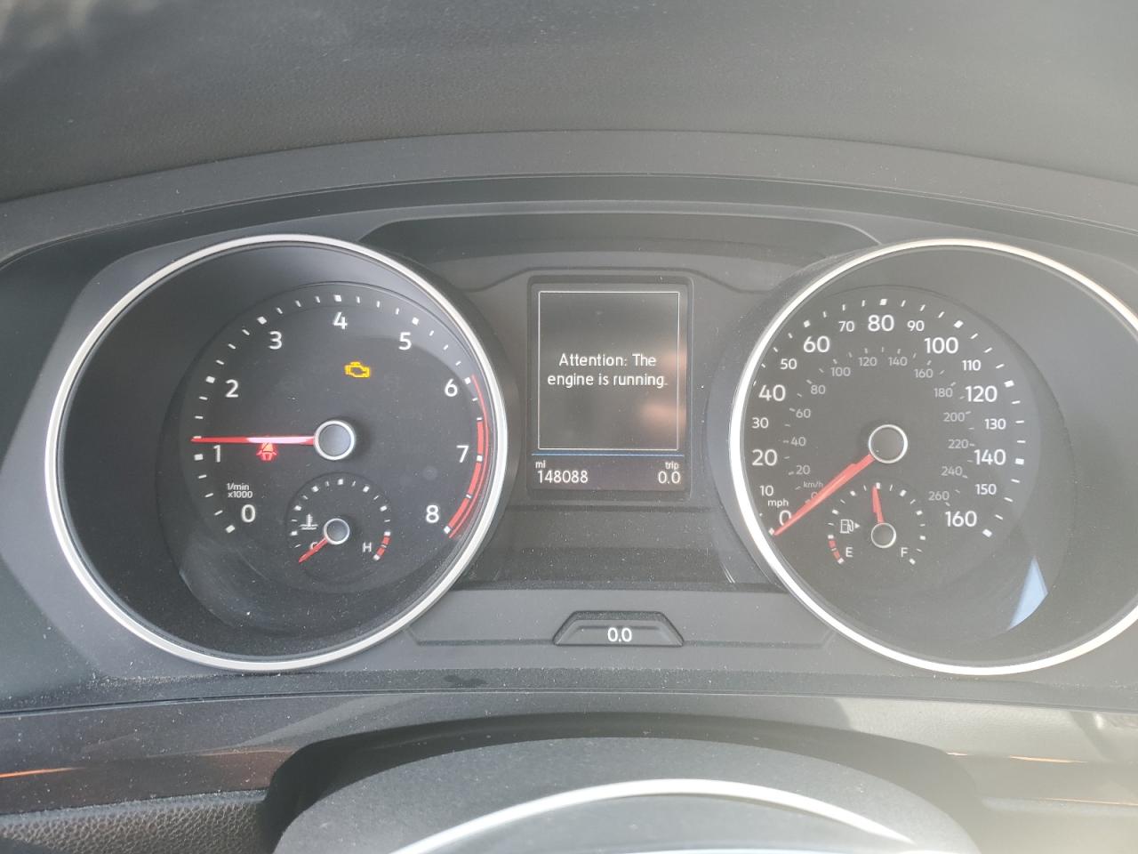 VOLKSWAGEN TIGUAN SE