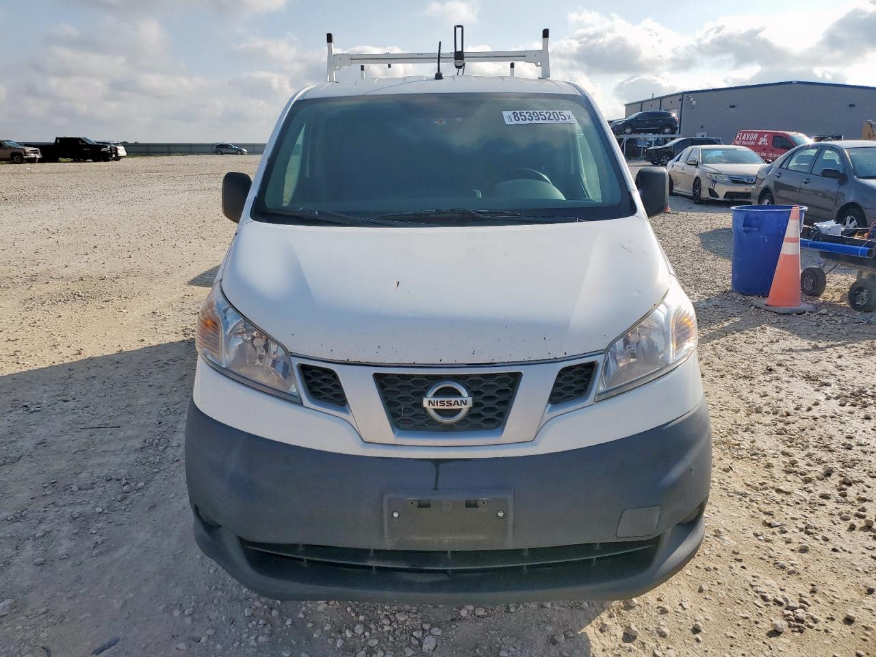 NISSAN NV200 2.5S