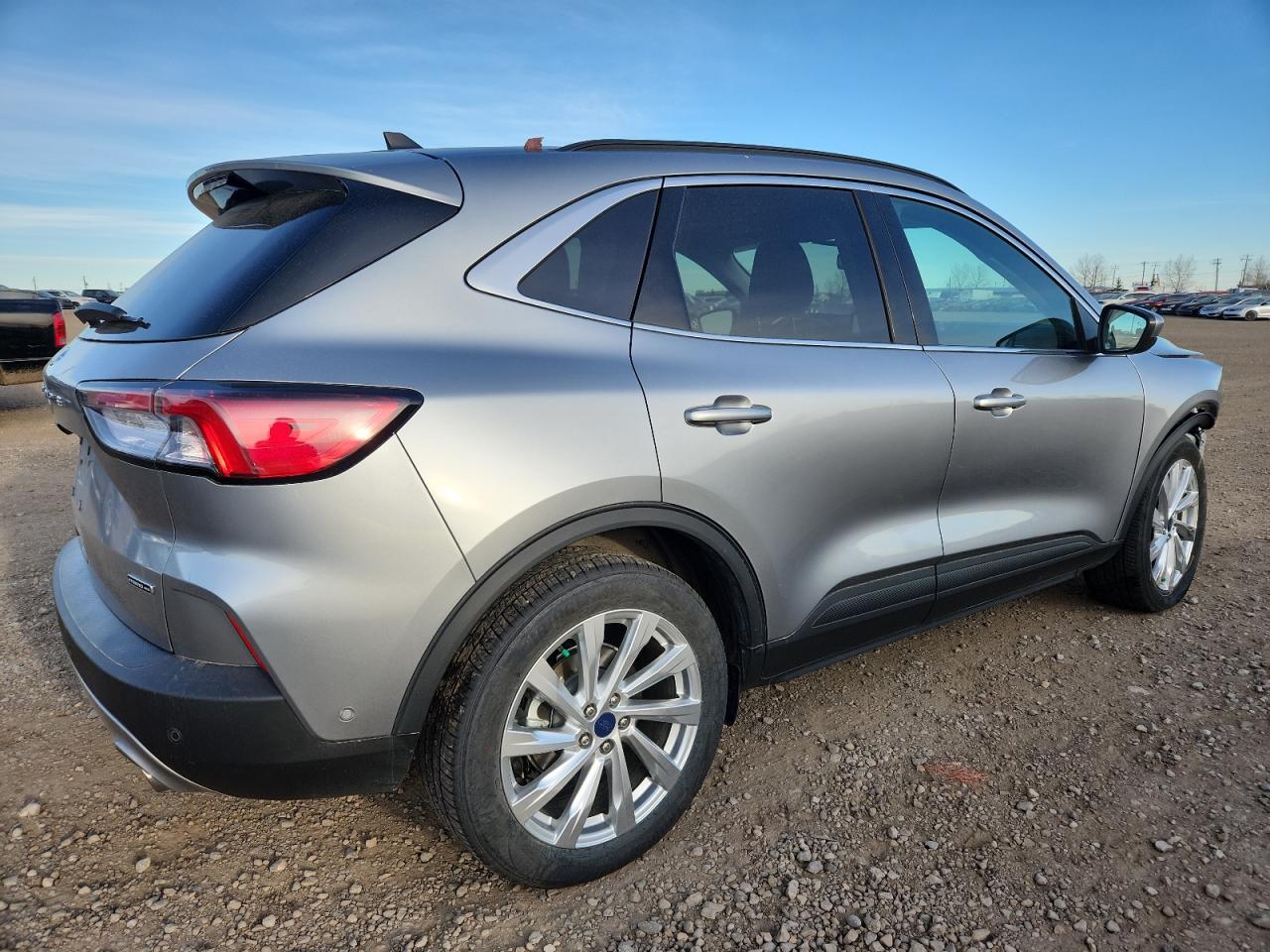 FORD ESCAPE TITANIUM