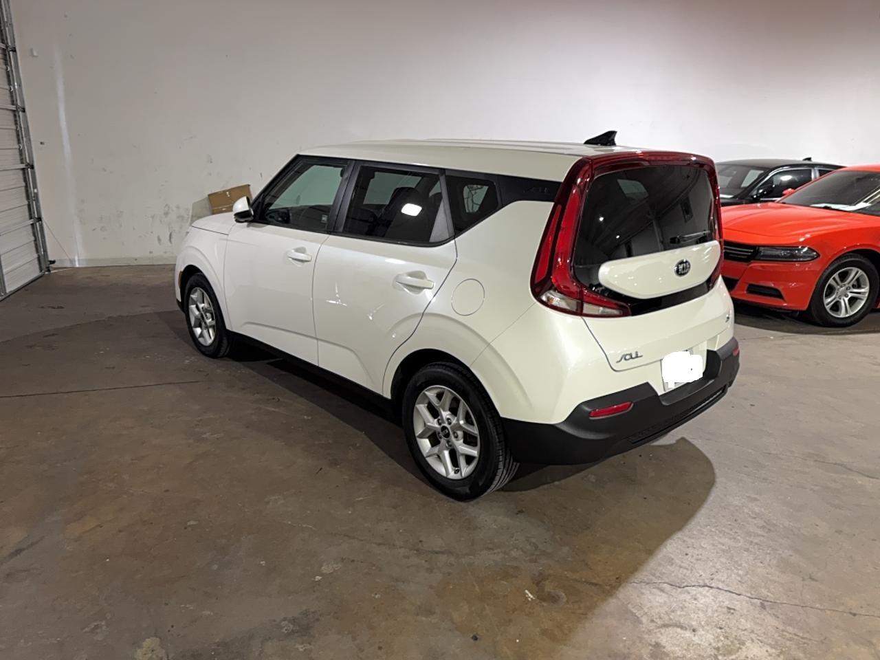 KIA SOUL LX