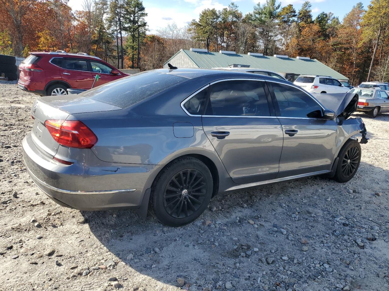 VOLKSWAGEN PASSAT SE