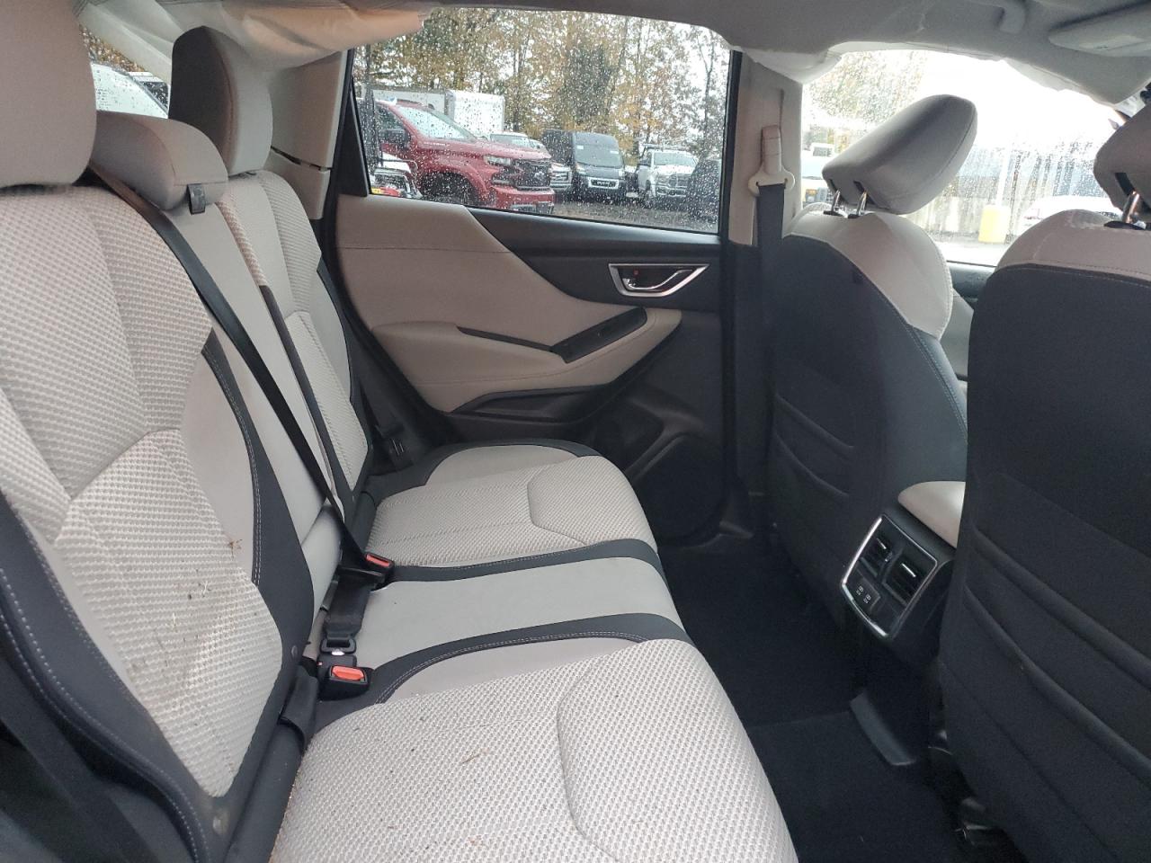 SUBARU FORESTER PREMIUM