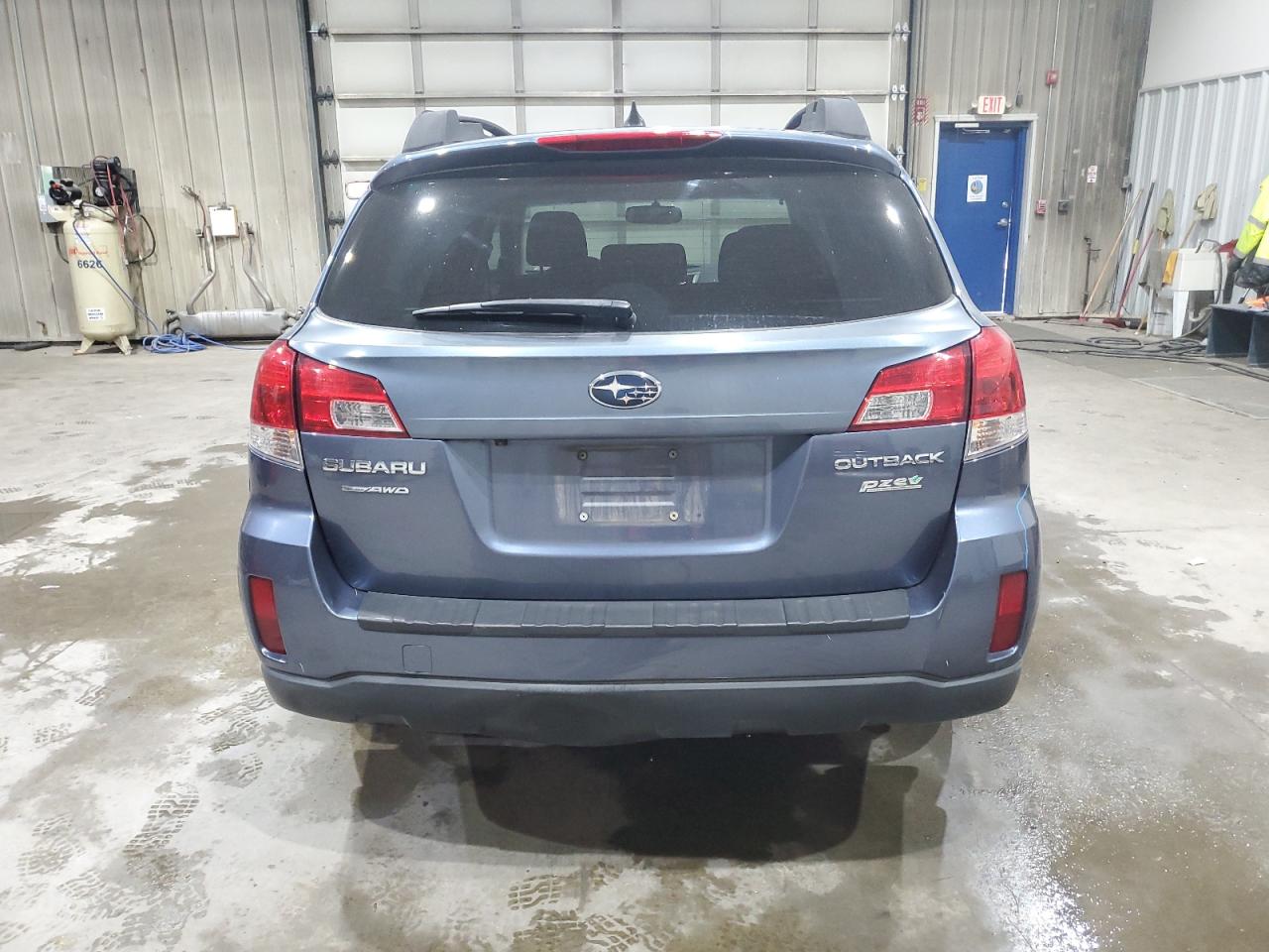 SUBARU OUTBACK 2.5I PREMIUM