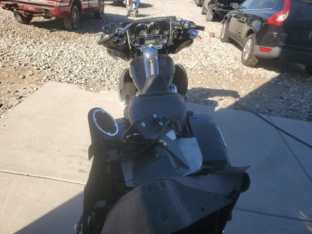 2011 HARLEY-DAVIDSON FLHTK - 1HD1KEM16BB661794