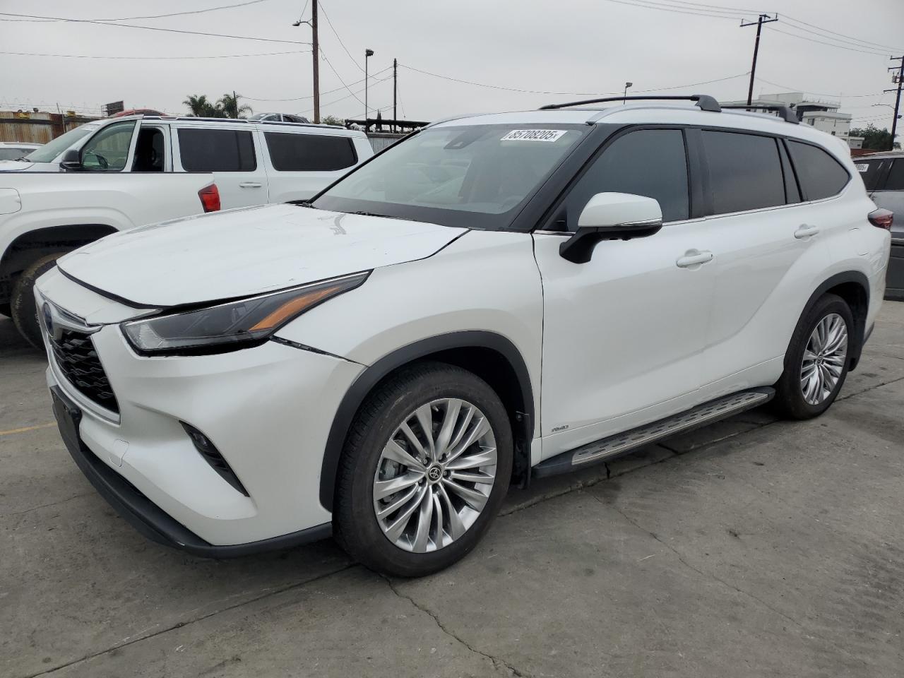 TOYOTA HIGHLANDER HYBRID LIMITED