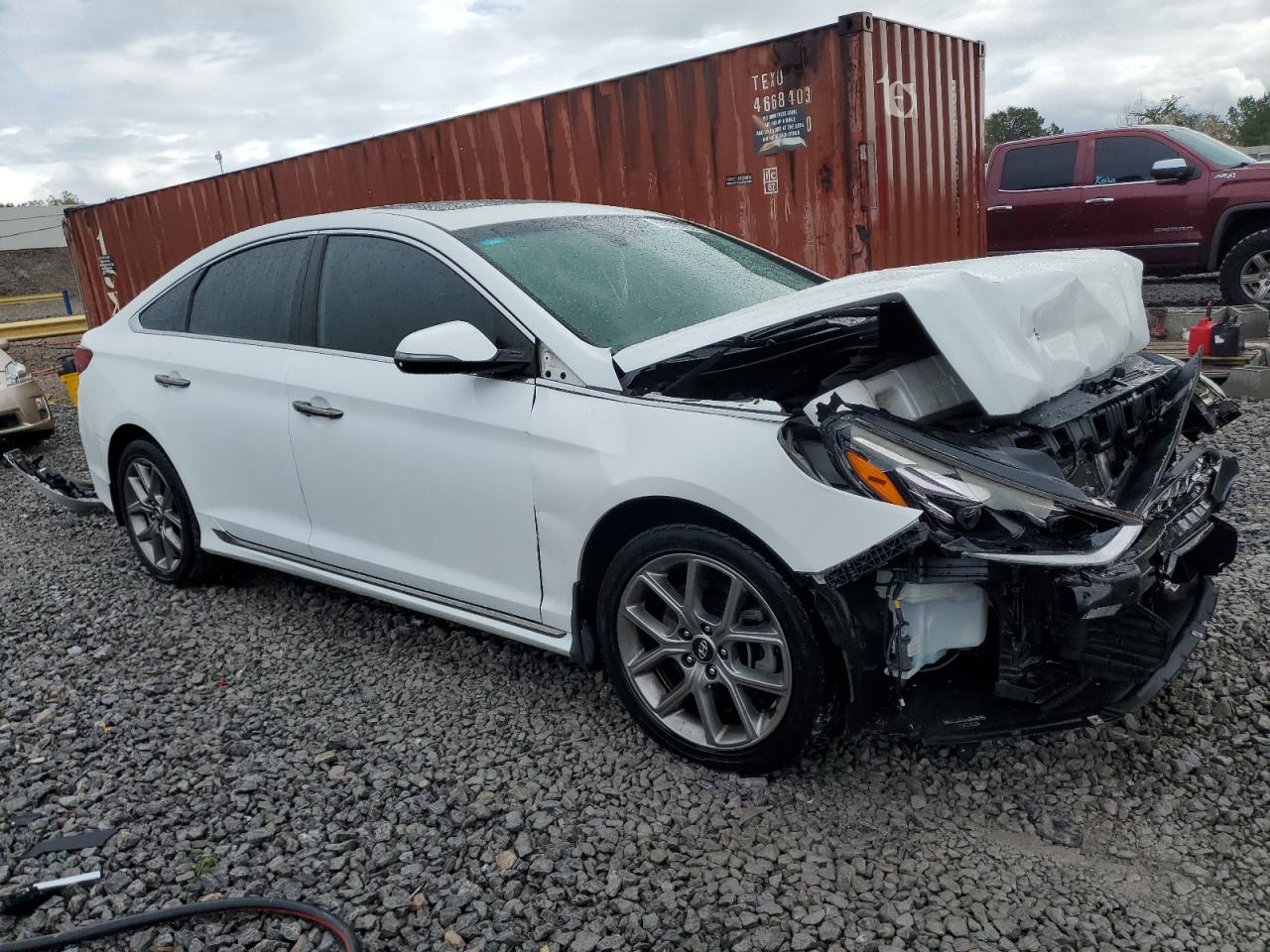 HYUNDAI SONATA SPORT