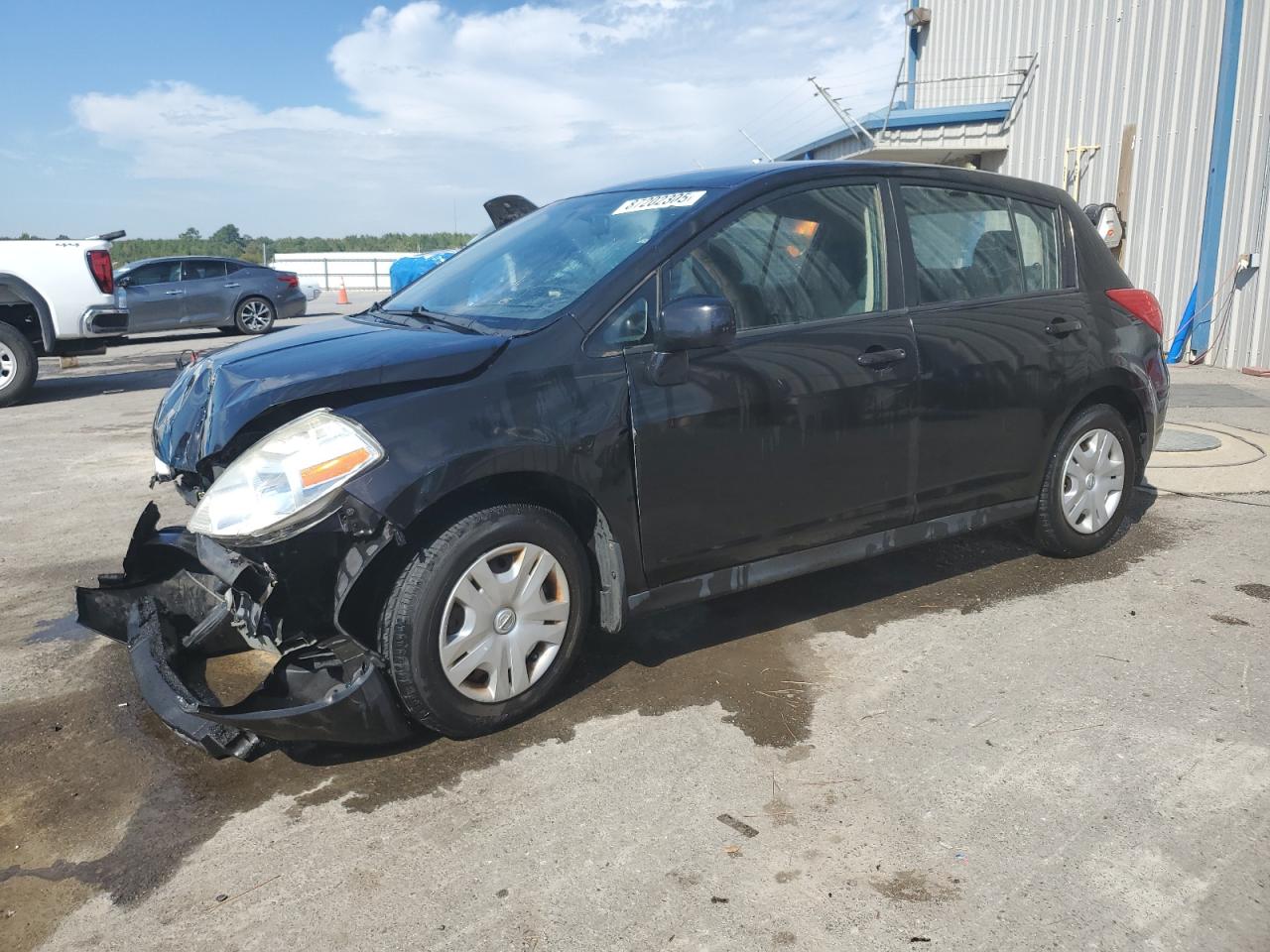 NISSAN VERSA S