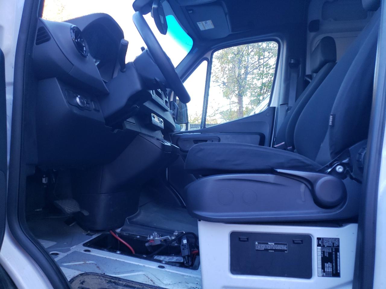 MERCEDES-BENZ SPRINTER 2500