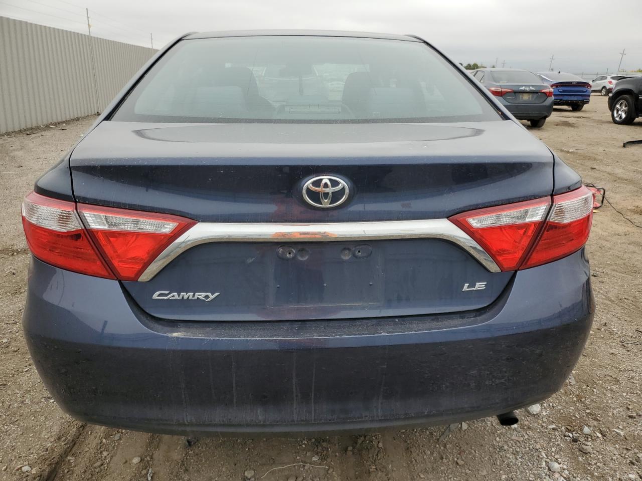 TOYOTA CAMRY LE