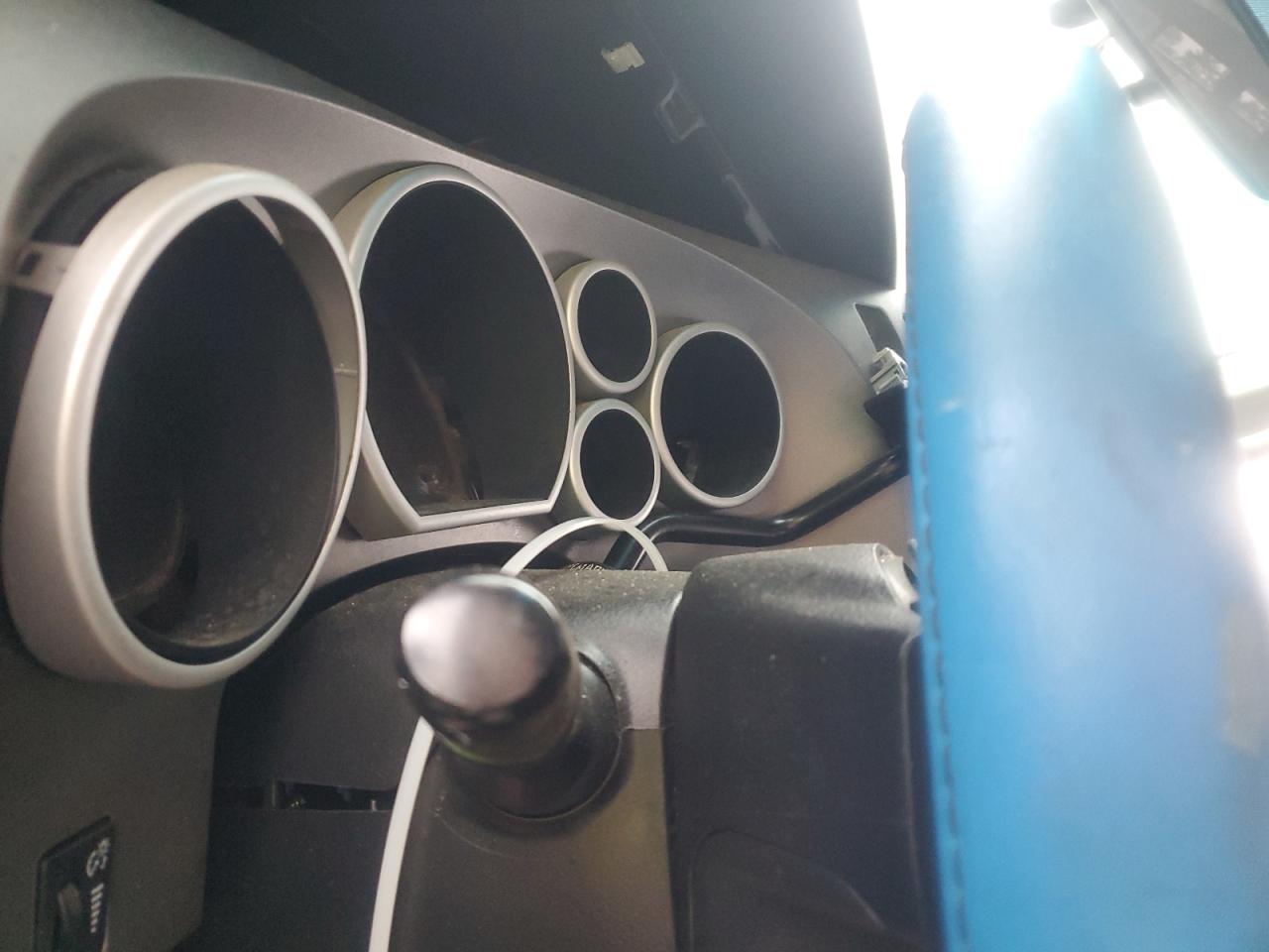 TOYOTA TUNDRA DOUBLE CAB SR5