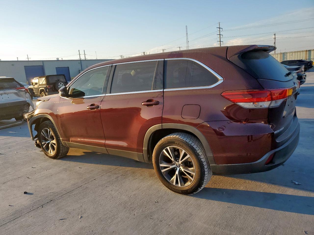 TOYOTA HIGHLANDER LE