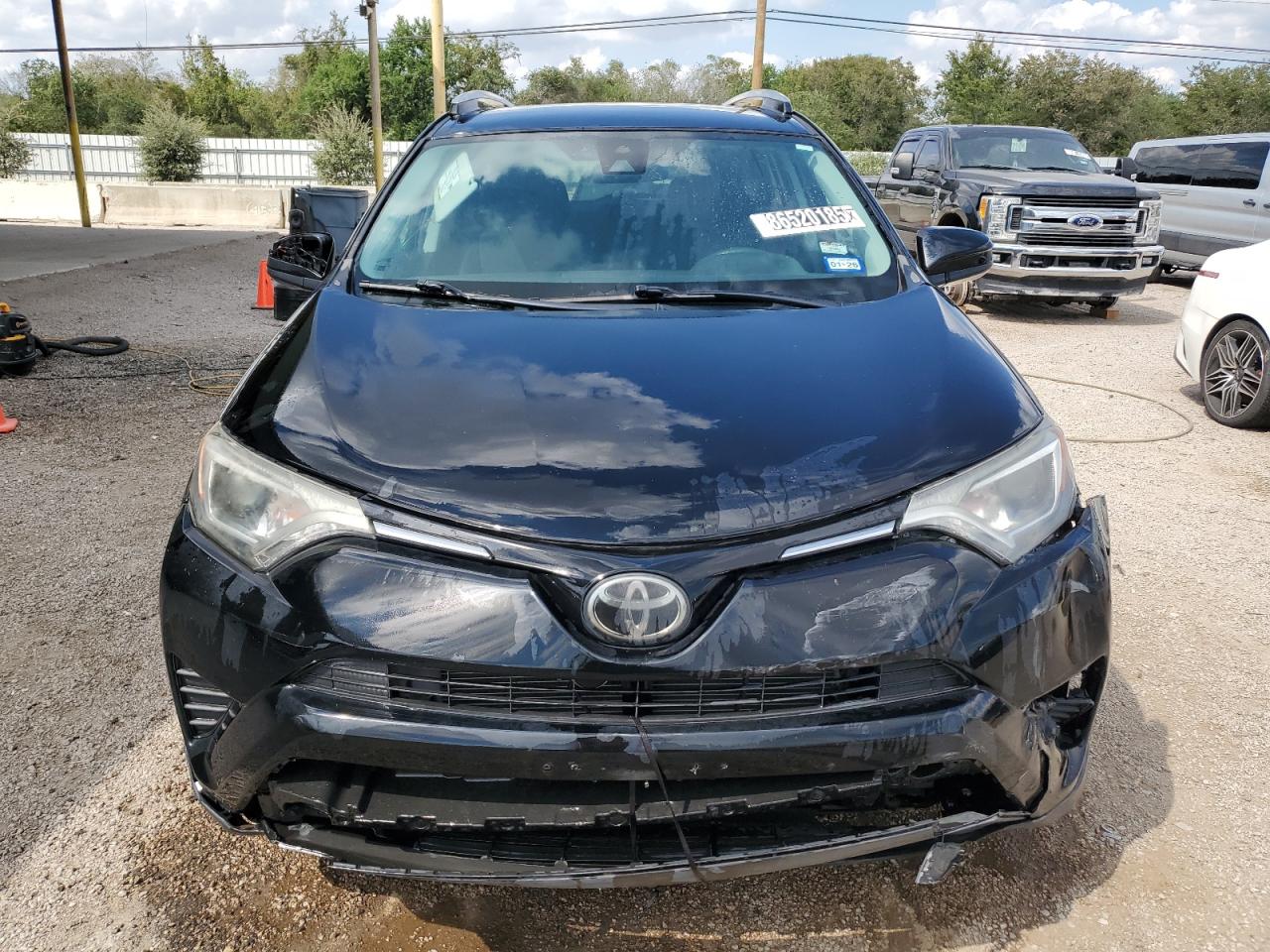TOYOTA RAV4 LE