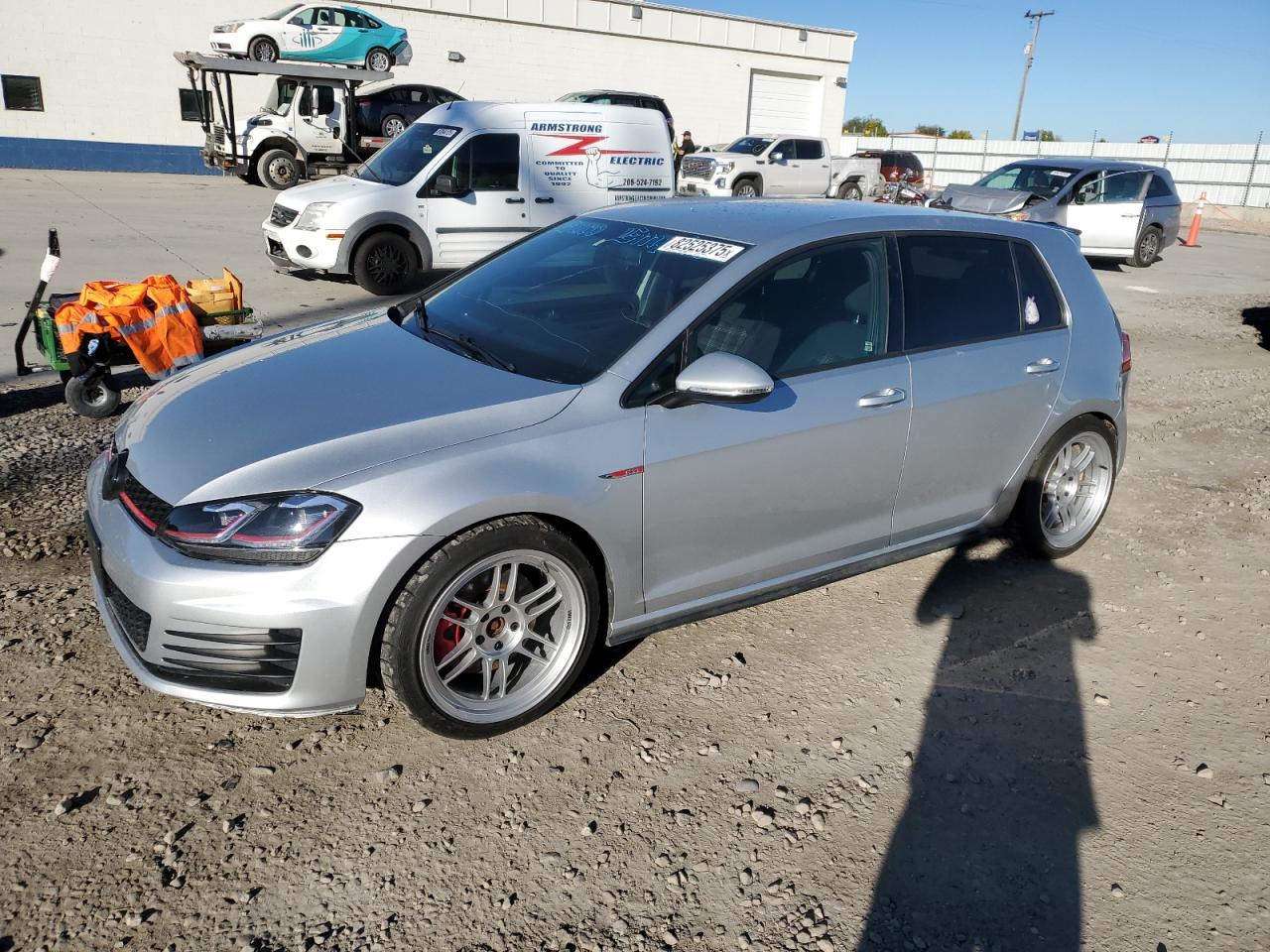 VOLKSWAGEN GOLF GTI