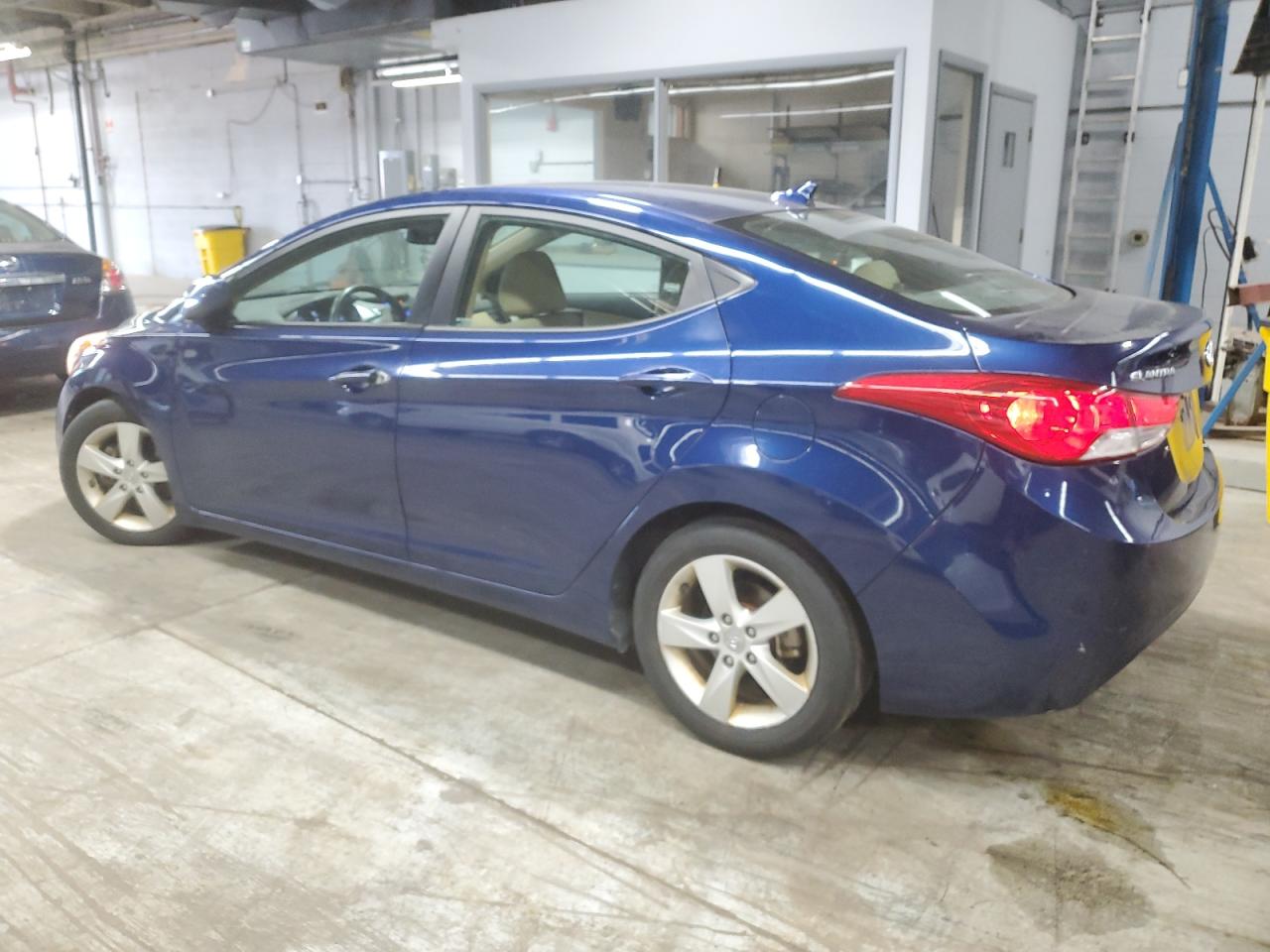 HYUNDAI ELANTRA GLS