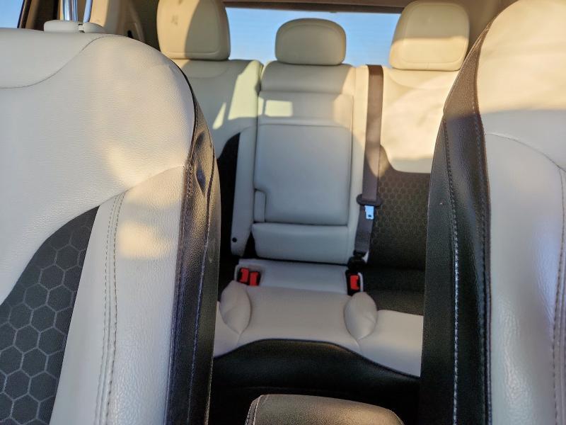 2018 JEEP COMPASS LA - 3C4NJCBB7JT467777