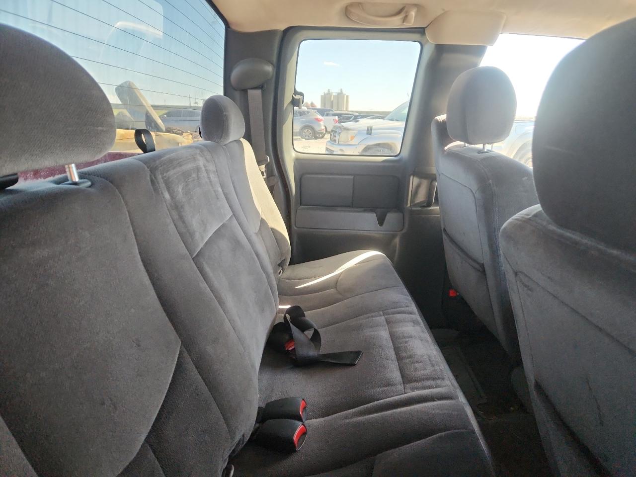 Lot #3315930098 2005 GMC NEW SIERRA