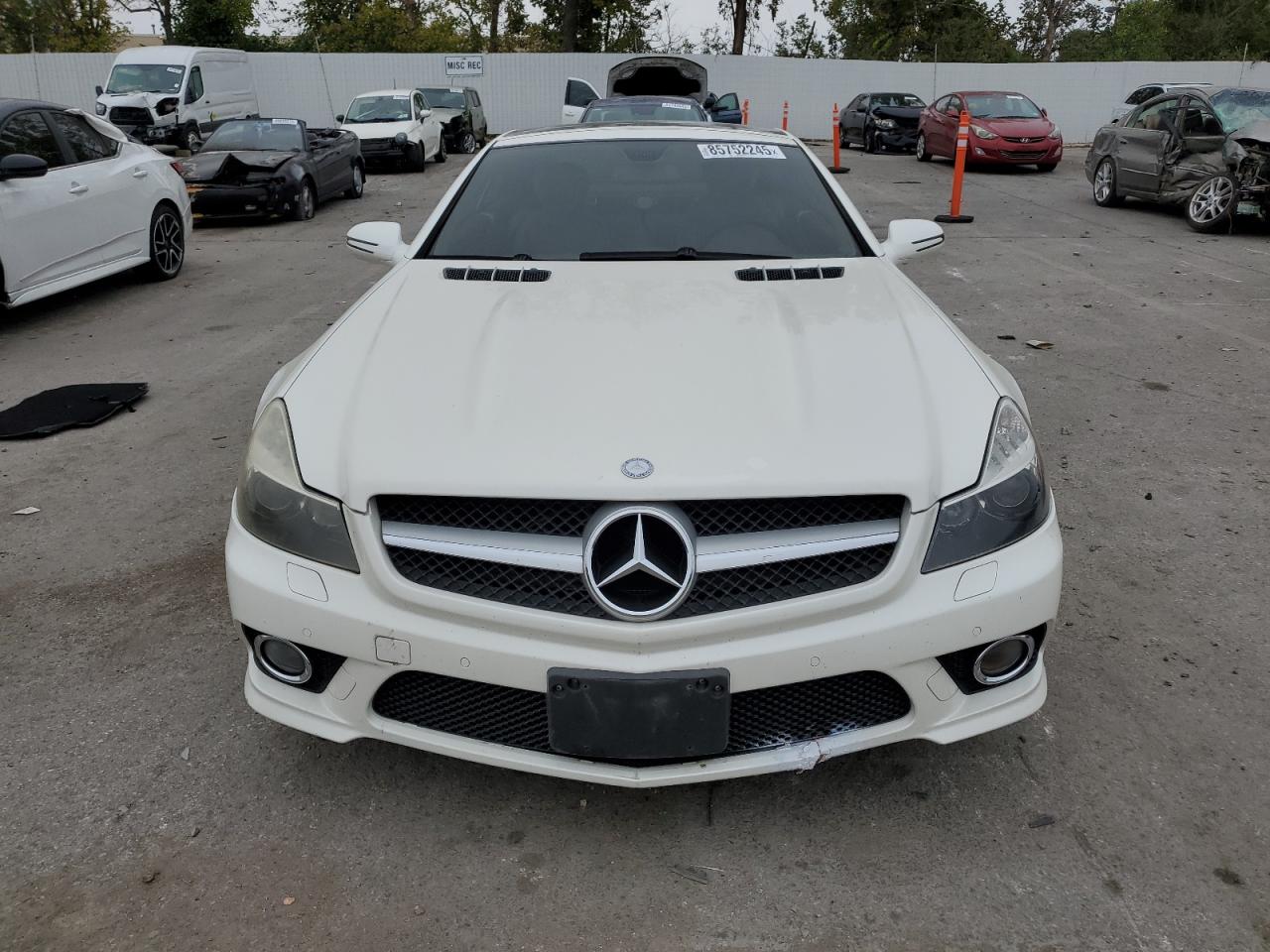 MERCEDES-BENZ SL-CLASS 550