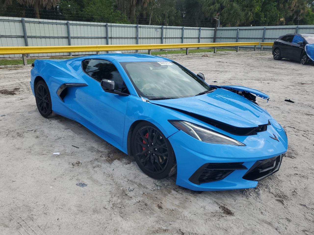 CHEVROLET CORVETTE STINGRAY 1LT