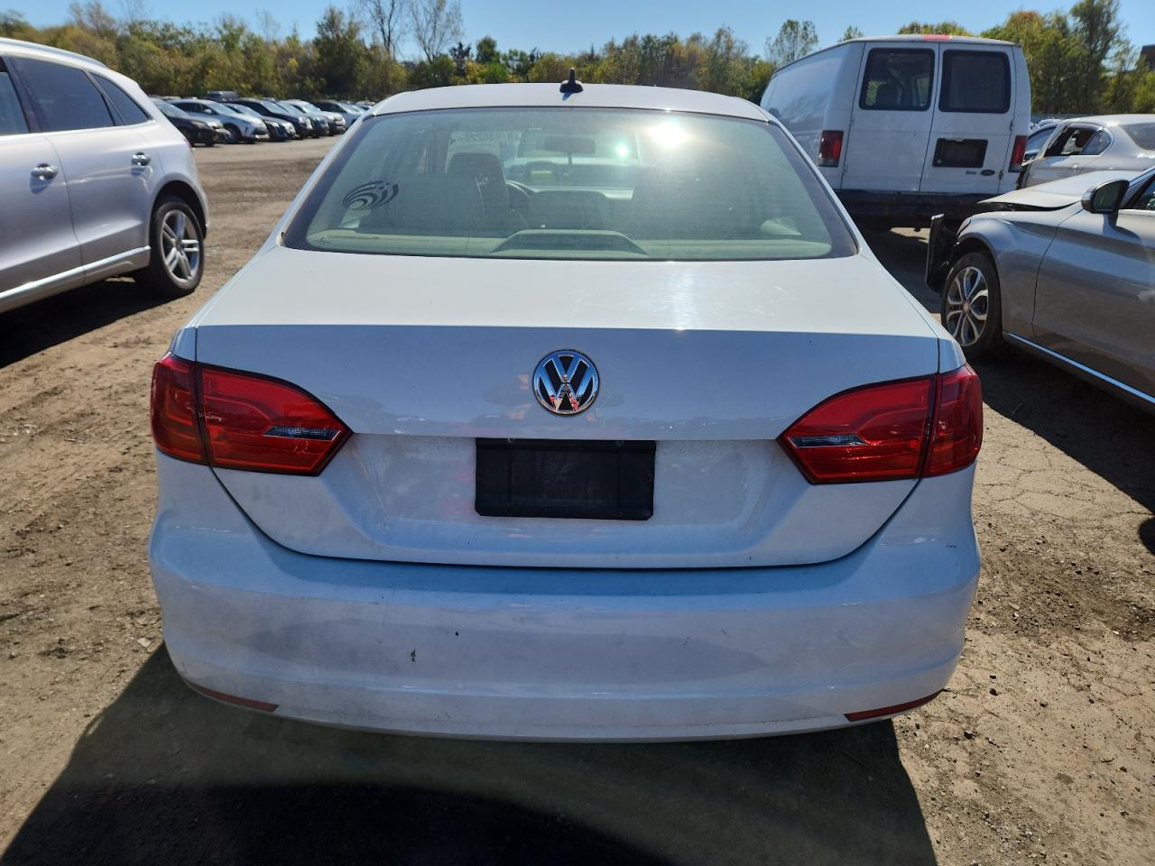 VOLKSWAGEN JETTA SE