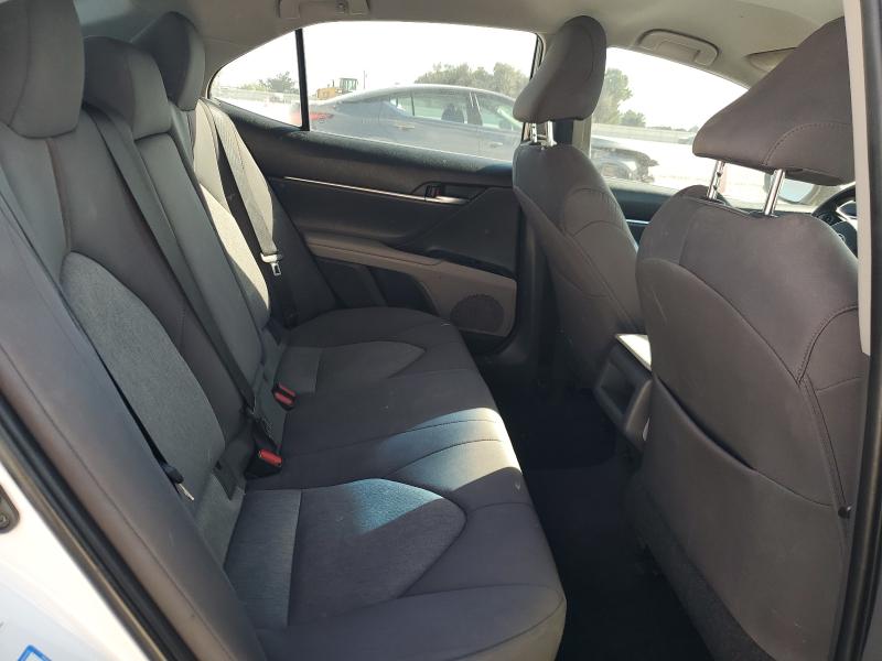 2018 TOYOTA CAMRY L - 4T1B11HK7JU038039