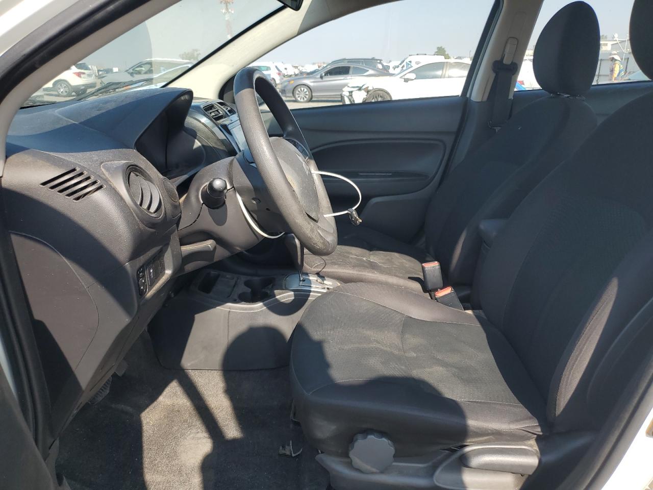 MITSUBISHI MIRAGE G4 ES