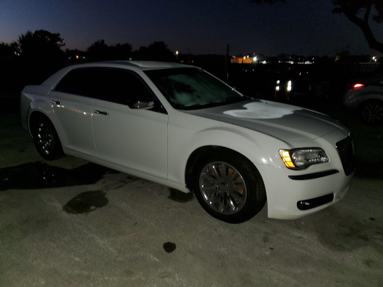 CHRYSLER 300C