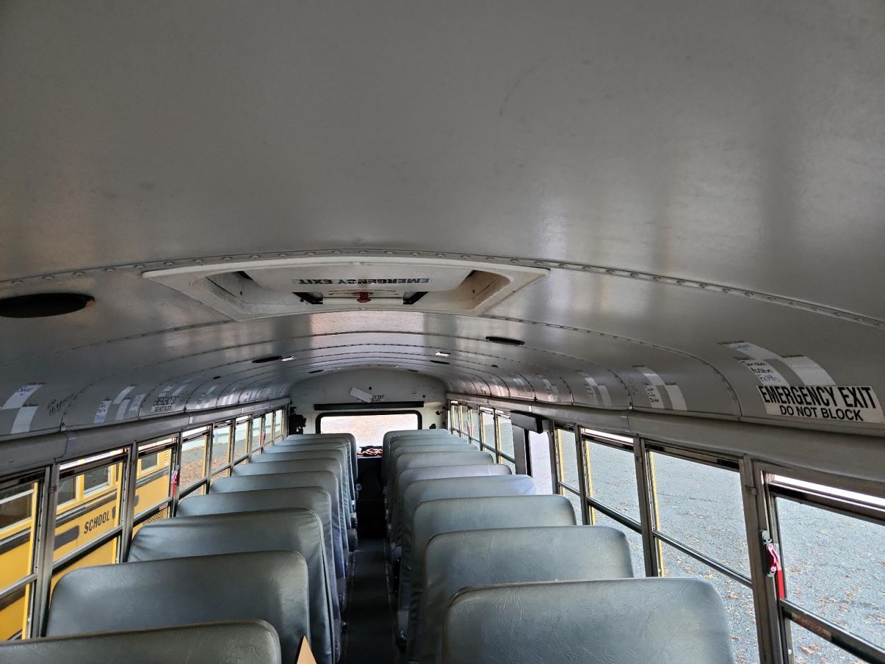 Lot #3270801510 2012 THOMAS SAF-T-LINER HDX