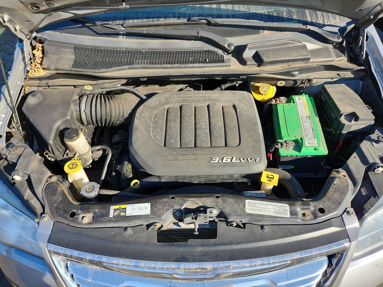 CHRYSLER TOWN & COUNTRY TOURING