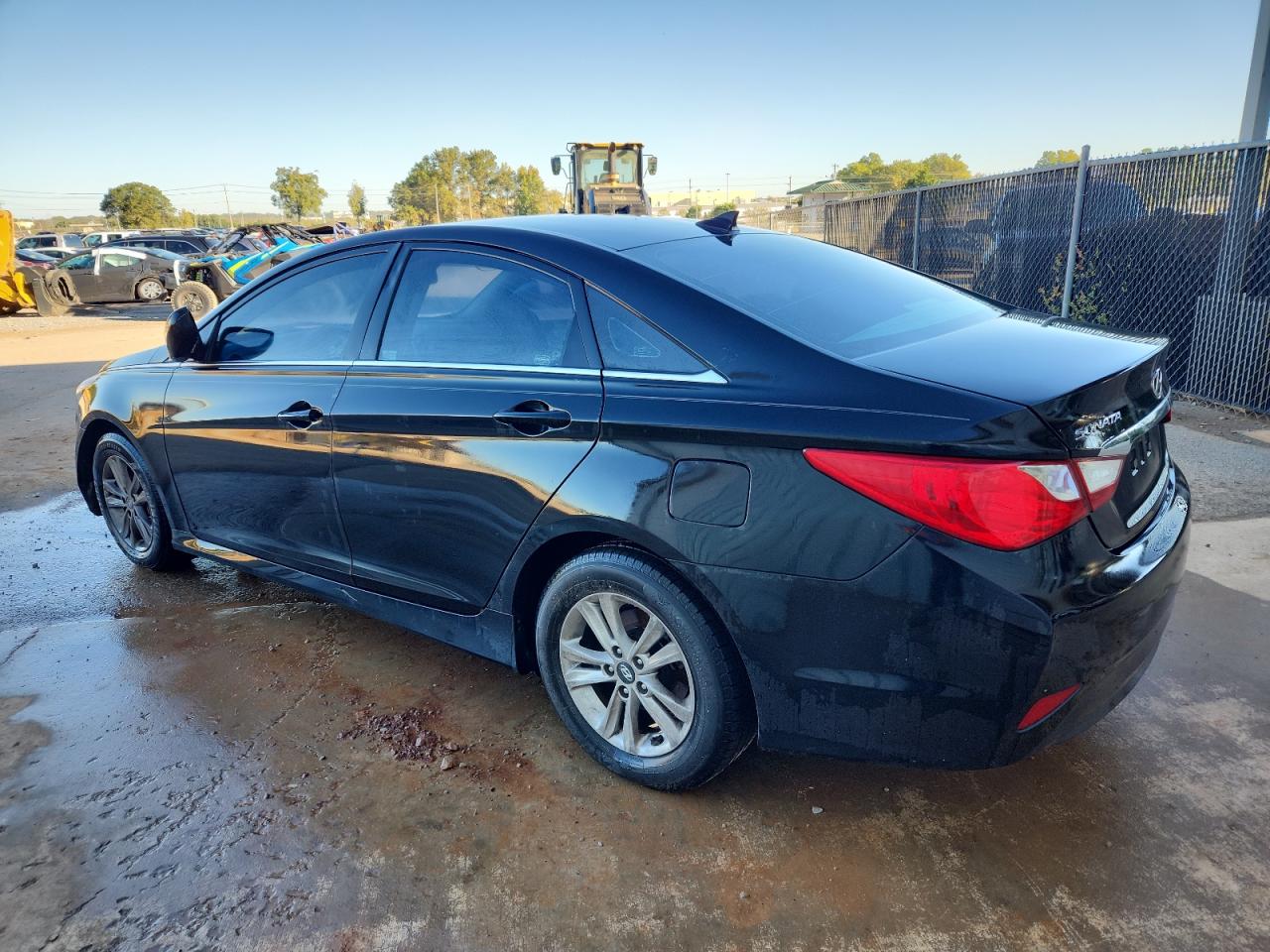 Lot #3270107784 2014 HYUNDAI SONATA GLS