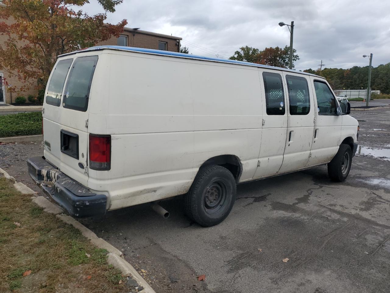 FORD ECONOLINE E350 SUPER DUTY VAN