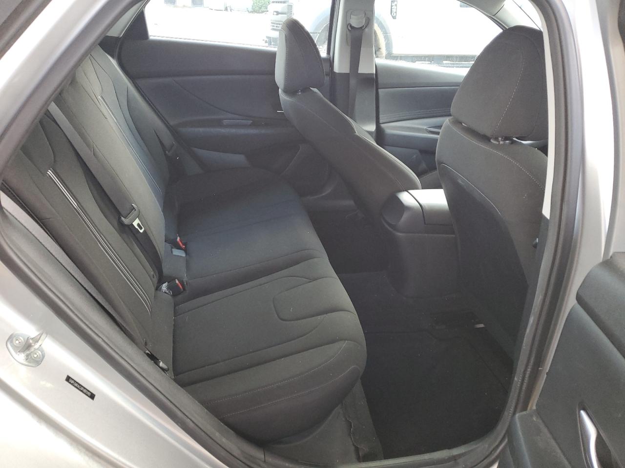 Lot #3301819343 2023 HYUNDAI ELANTRA SE