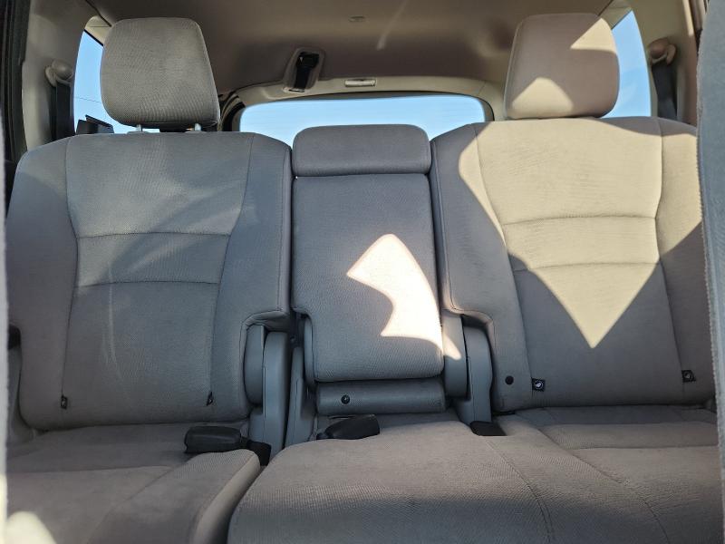 2018 HONDA PILOT LX 5FNYF5H18JB013349