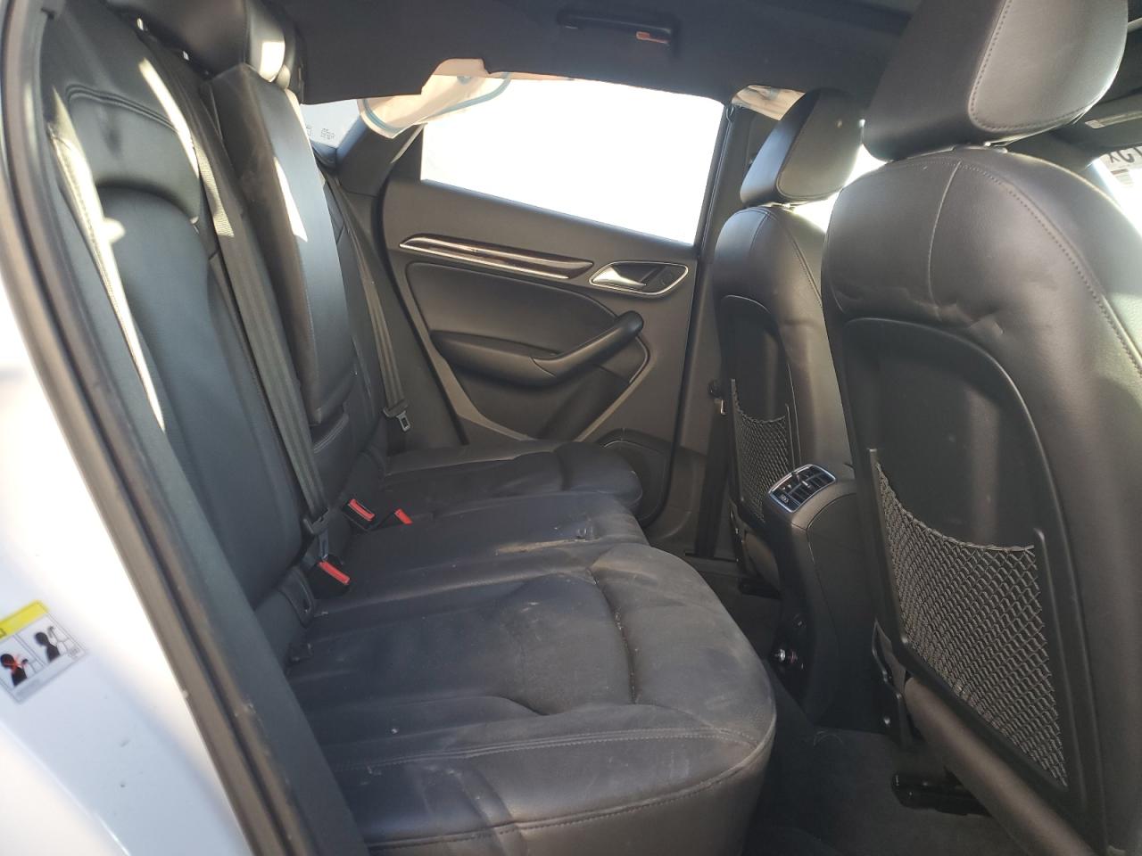 AUDI Q3 PREMIUM PLUS