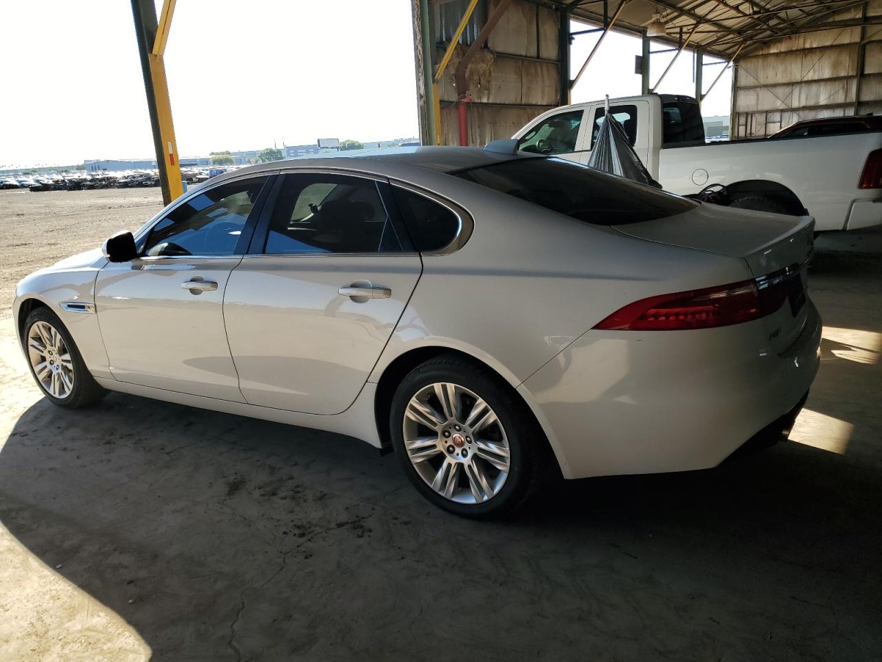 JAGUAR XF PREMIUM