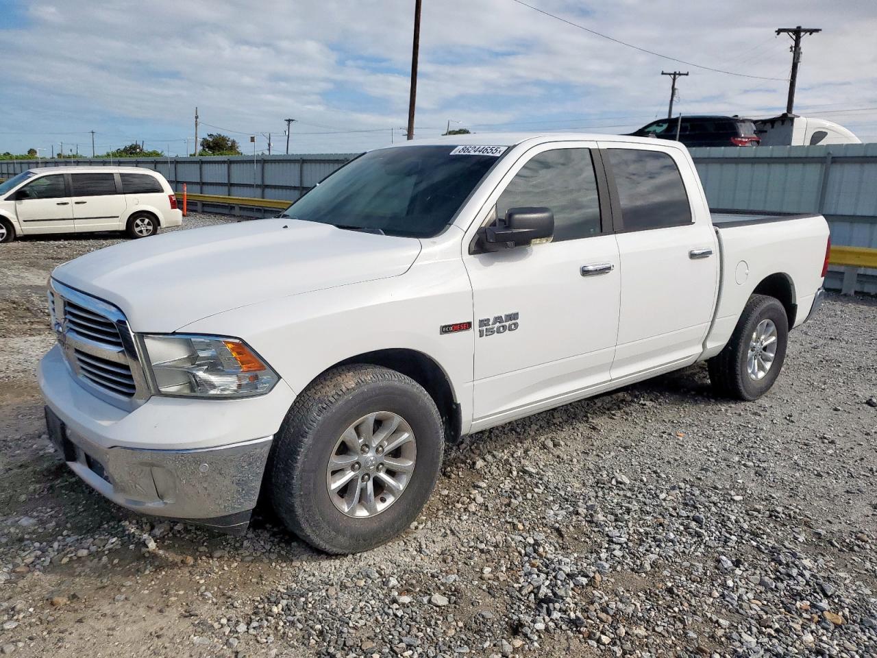 RAM 1500 SLT