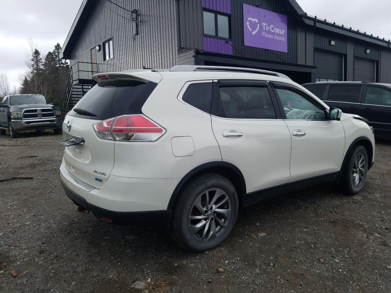 NISSAN ROGUE S