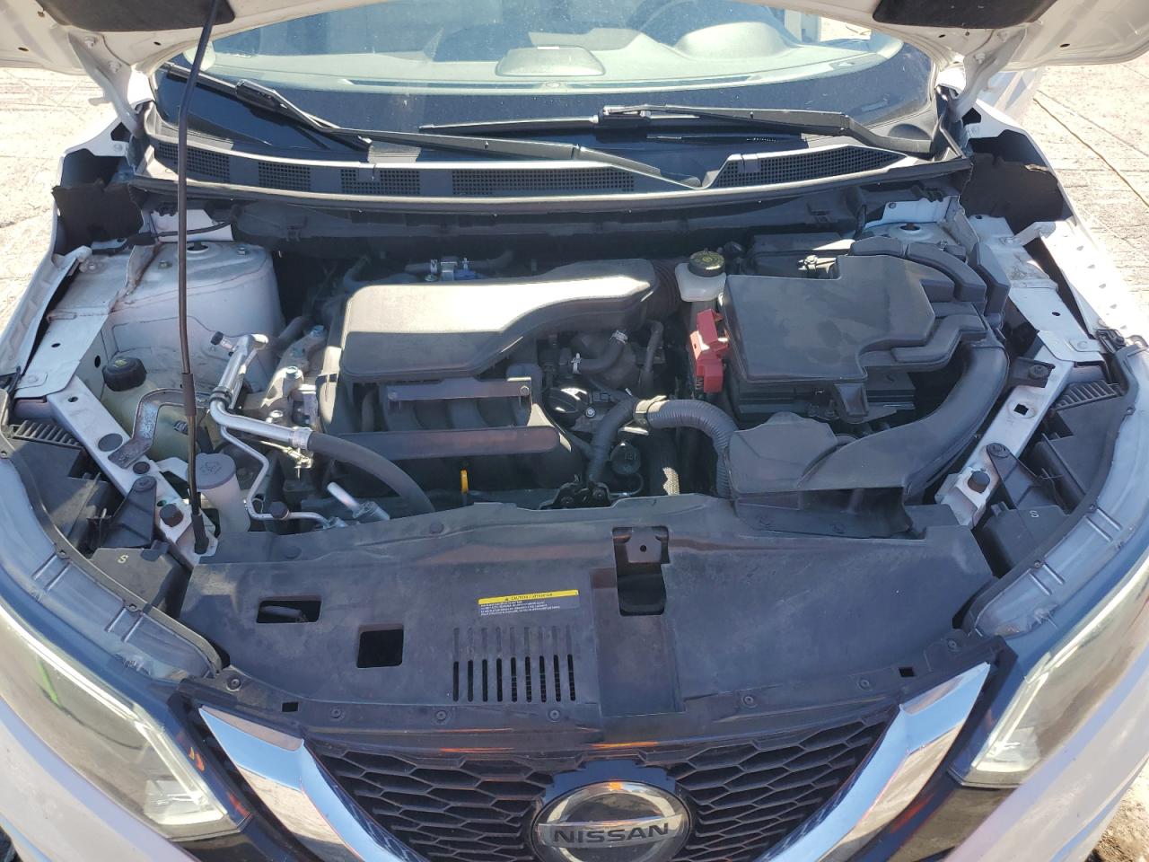 NISSAN ROGUE SPORT S