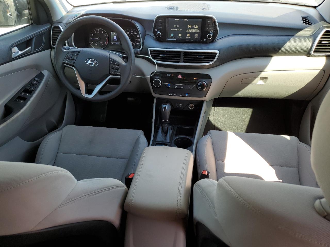HYUNDAI TUCSON SE