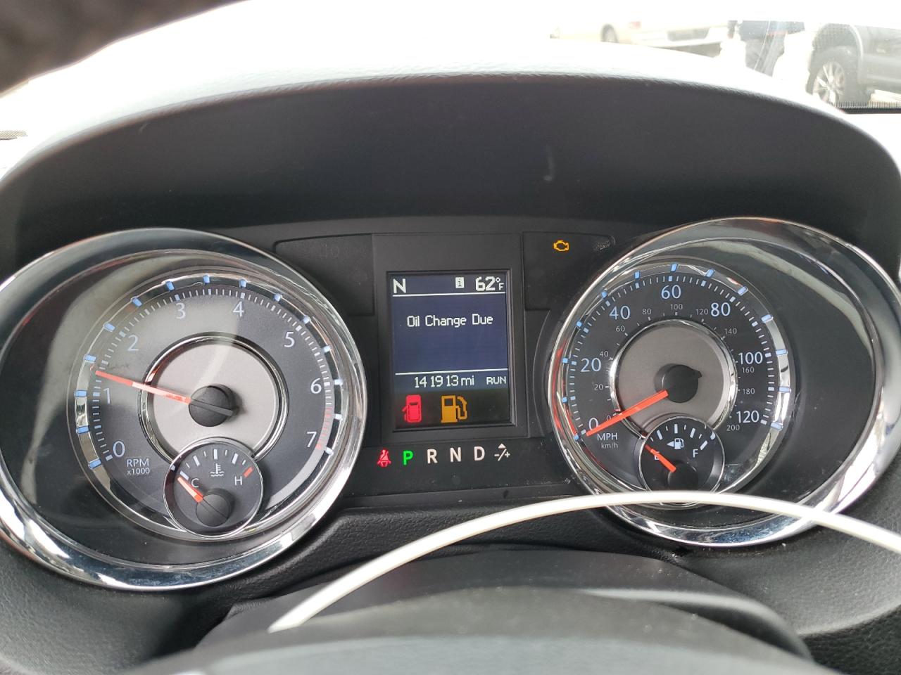 CHRYSLER TOWN & COUNTRY TOURING L