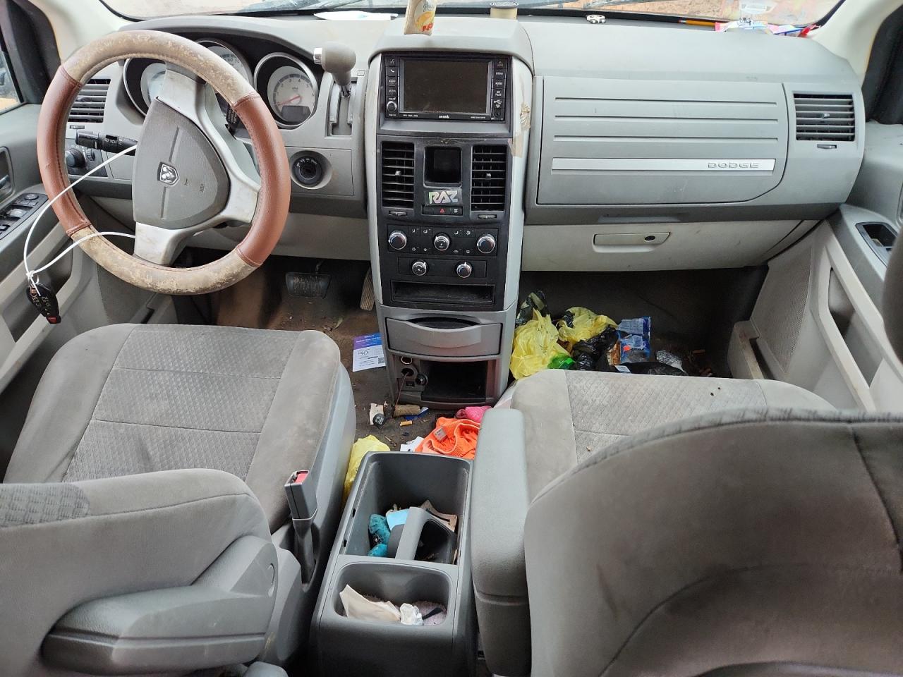 DODGE GRAND CARAVAN SE