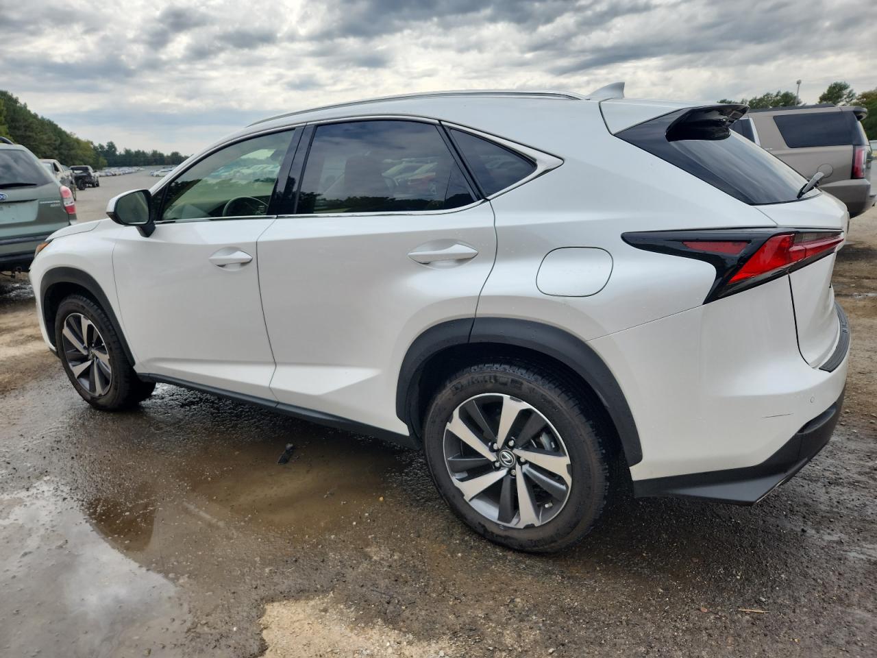 LEXUS NX 300 BASE