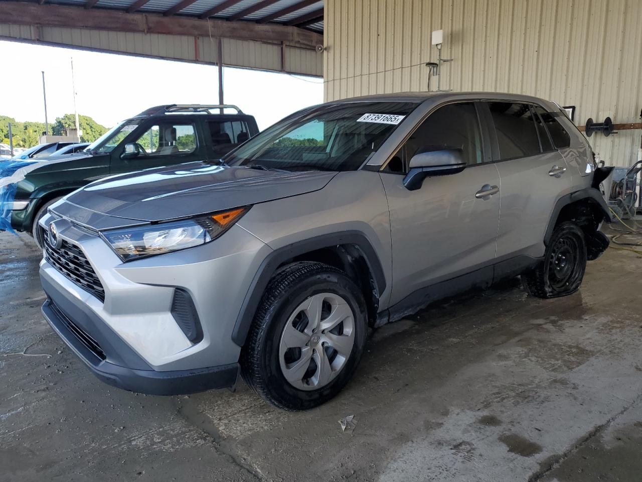 TOYOTA RAV4 LE